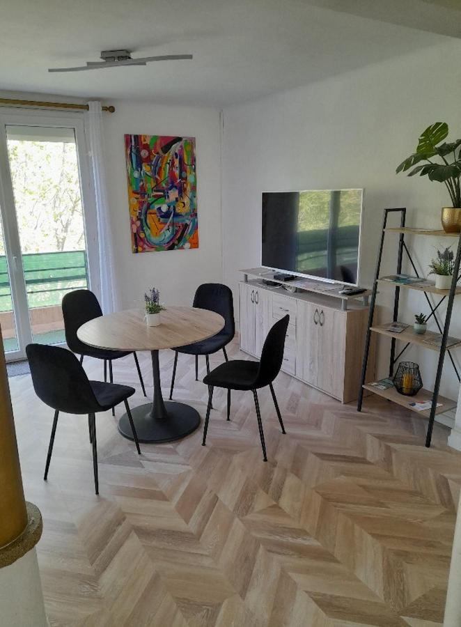 Appartement Aux Alyscamps 2, Climatisation, Wifi, Parking Arlés Exterior foto