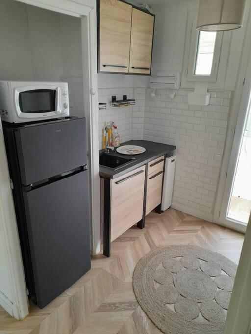 Appartement Aux Alyscamps 2, Climatisation, Wifi, Parking Arlés Exterior foto